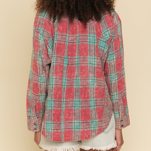 MYSTREE Vintage-Inspired Plaid Button-Up Shirt, Red Teal Checkered Patchwork - Picture 4 of 7